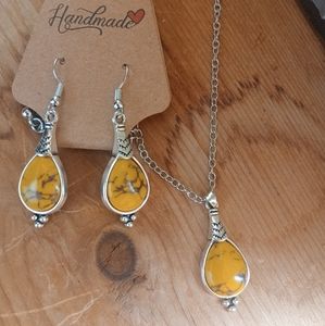 Handmade necklace and earrings set